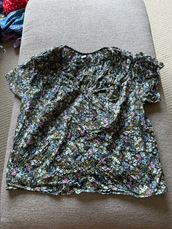 Old Navy Floral Peasant Blouse in Black, Olive, Pink, Blue