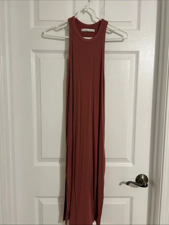 Abercrombie & Fitch Ribbed Tank Maxi Dress in Brick