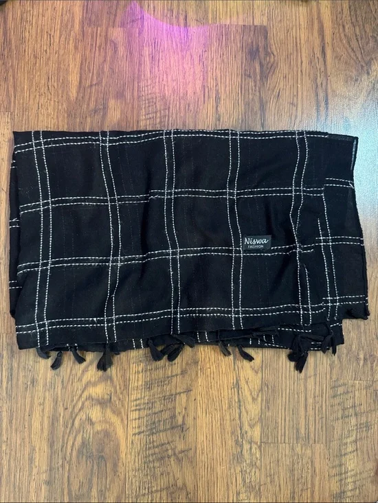Black Windowpane Men's Scarf ~ 36” x 68” 37.M