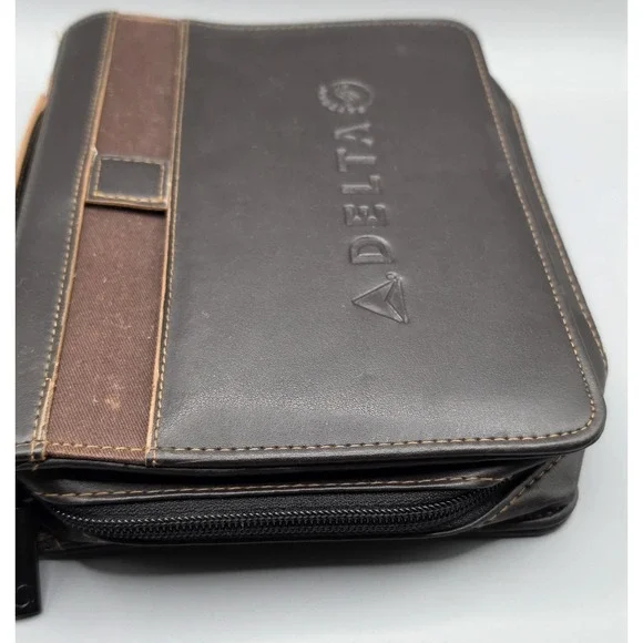 Delta Air Lines SkyTeam Leeds Travel Document Organizer Portfolio Zipper Case