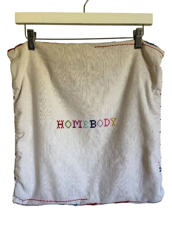 Anthropologie Homebody Embroidered 16