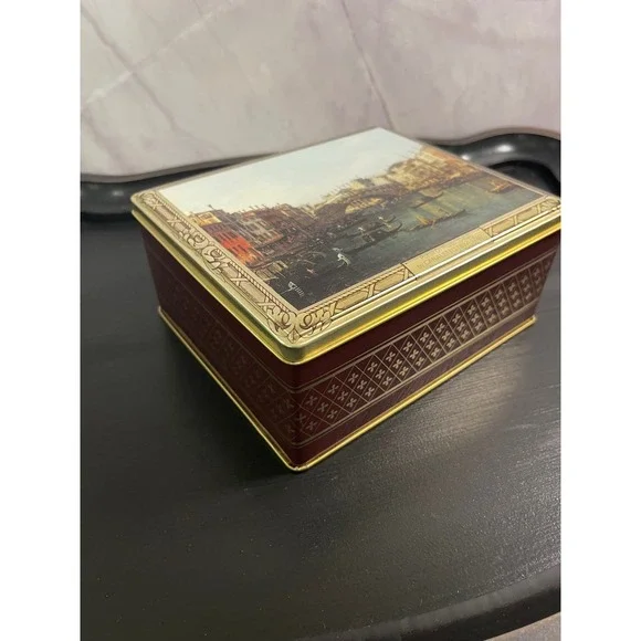 Vintage Canaletto Ponte Di Rialto Venice Art Tin Made in England Canco Burgundy