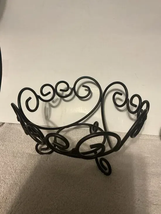Black Wrought Iron Fruit Basket Footed Bowl Classic Open Scrollwork Design
