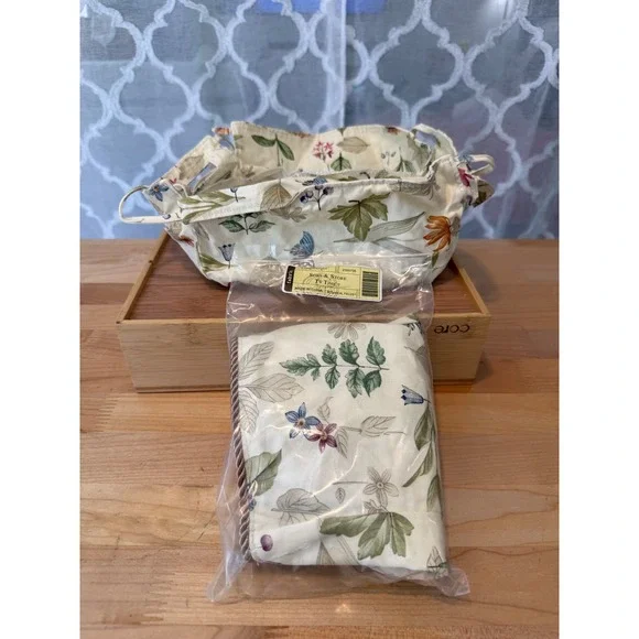 Longaberger Botanical Fields Basket Liner Set Small Serving Sort & Store TV Time
