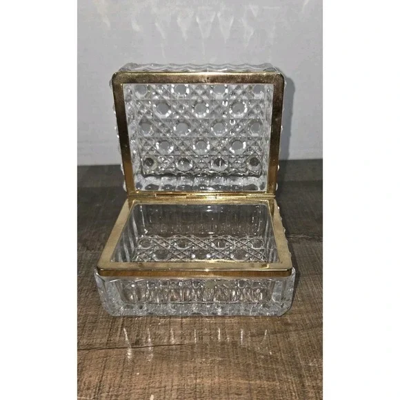 Vtg GSE Ottone Garantito Cut Crystal Lidded Glass Jewely Casket Trinket Box READ