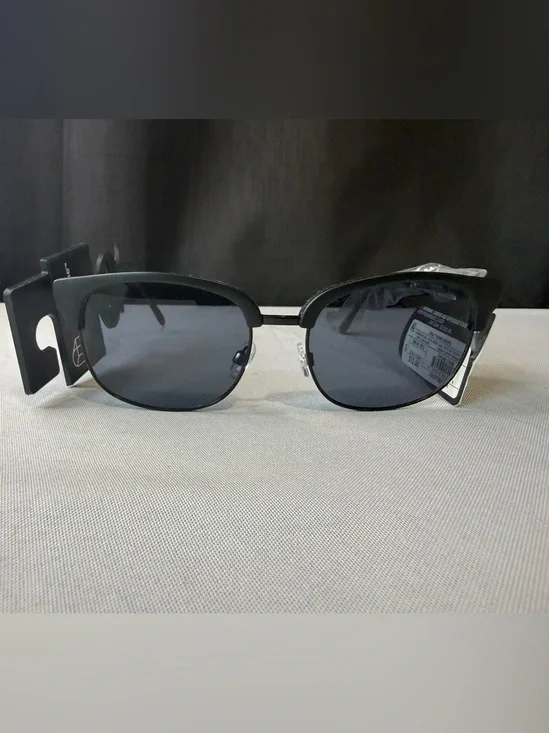 Original Use Stylish Black Adult Sunglasses - NWT