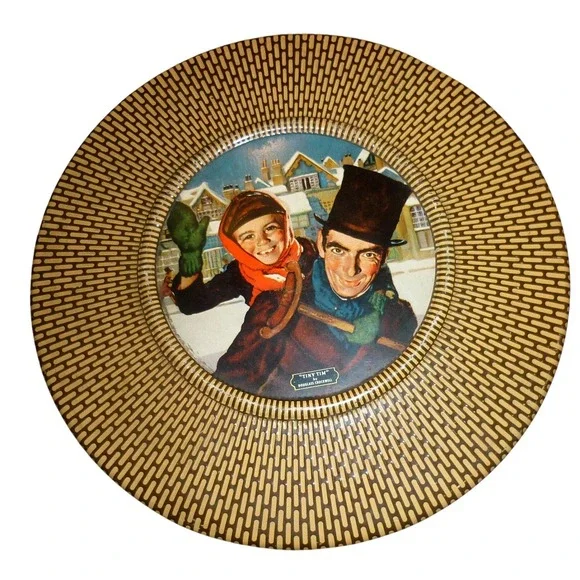 Vintage Tiny Tim Douglass Crockwell Christmas Tin Round 8‎ Inch Holiday Decor