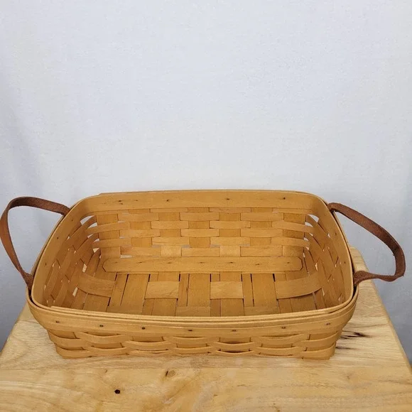 Vintge Longaberger Handwoven Wood Splint Storage Basket Leather Handles 2001 WC6