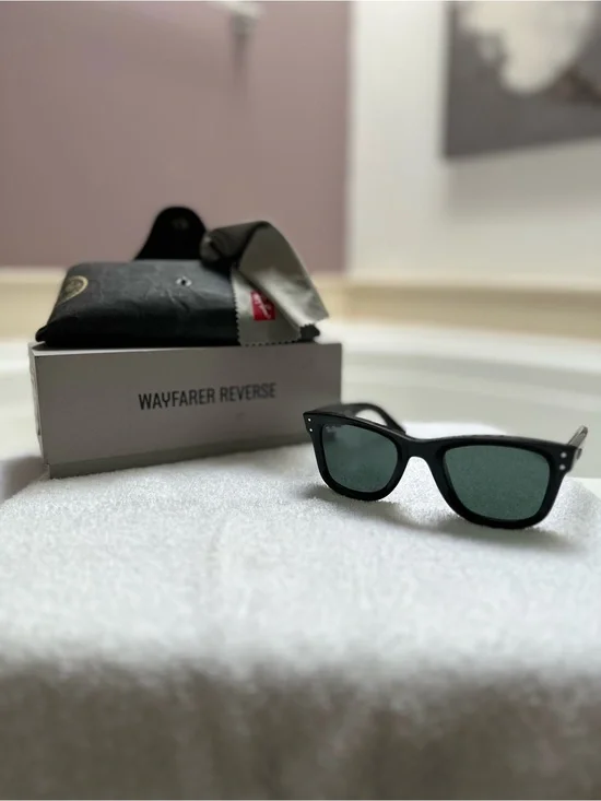 RayBan Wayfarer Reverse Black Sunglasses