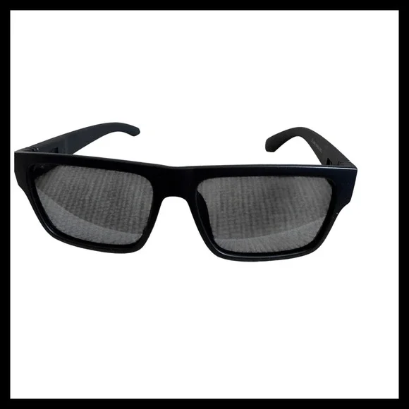 NWOT Matte Black Rectangular Sunglasses UV400 Checkered Arms Model 4380 CAT.3