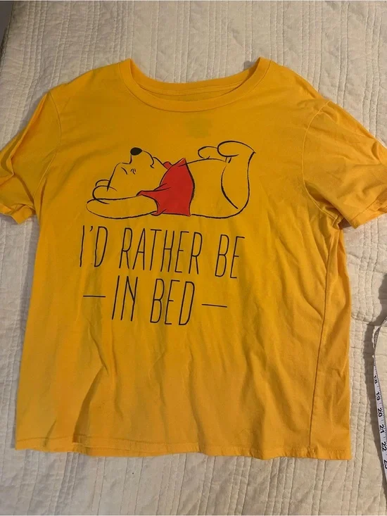 Yellow Winnie-the-Pooh Graphic Pet Tee - Cozy Relaxed Fit XL