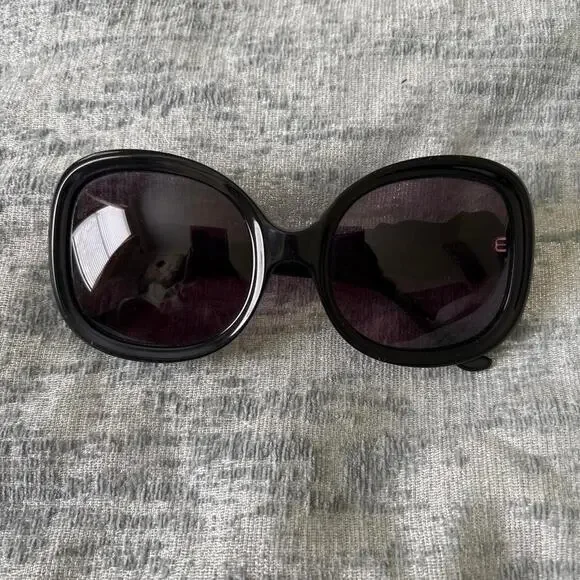 Judith leiber black sunglasses with