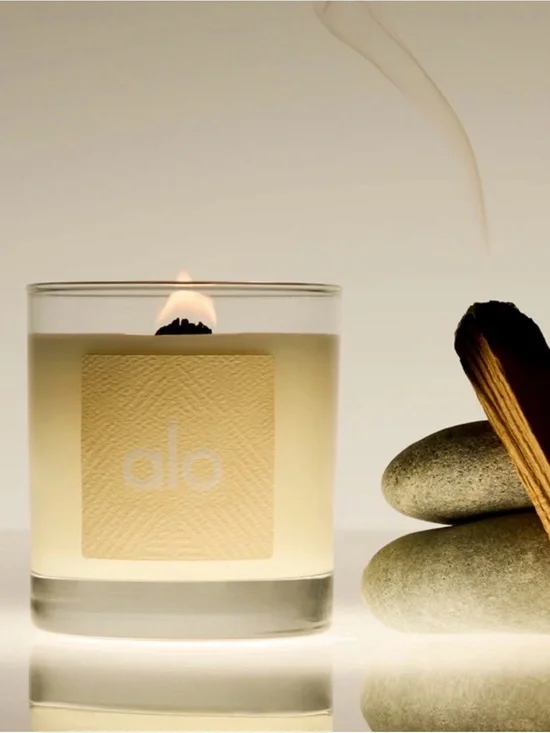 ALO Yoga Signature Candle in Glass Vessel