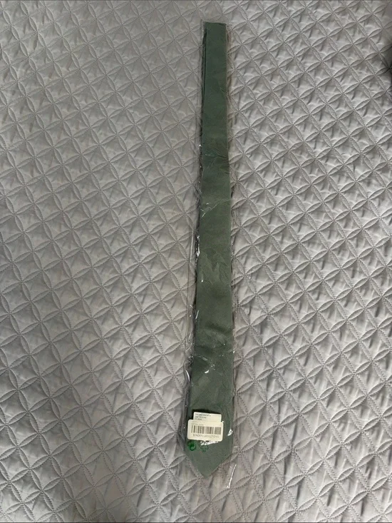 Men's Green Tie - Classic Solid Necktie