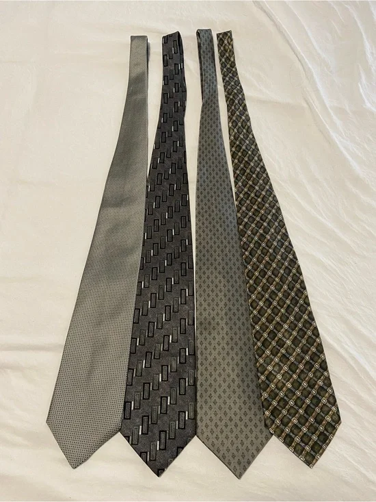 Geoffrey Beene Men's Grey and Olive Patterned Neckties - Set of 4