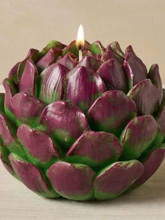 John Derian Artichoke Holiday Candle Unscented. NWT Rare