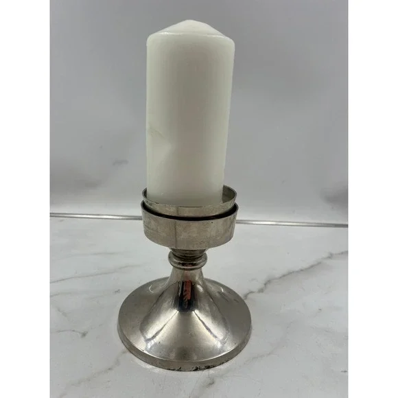 Towle Silversmiths Silver Plated Pedestal Candle Holder with Pillar Candle
