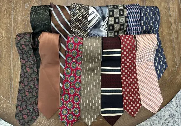 EUC LOT x 14 Asst. Colors/Prints & Designers Men's Neck Ties Great Starter Set!