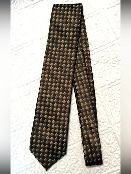 Stafford Men's Woven Check Tie in Brown and Black