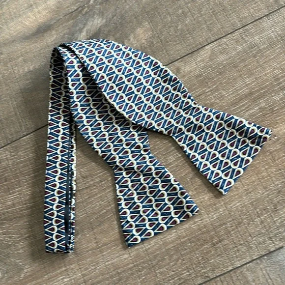 Dwyane Wade for The Tie Bar Men's Silk Adjustable Bow Tie