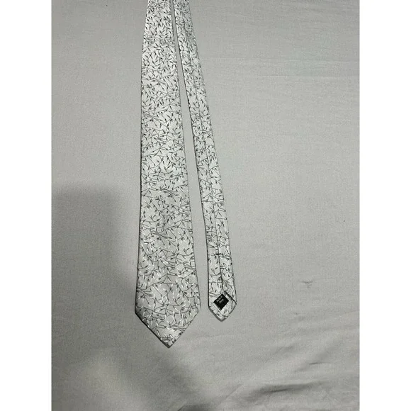 Calvin Klein Silver‎ Botanical Leaf Pattern Neck Tie Winter