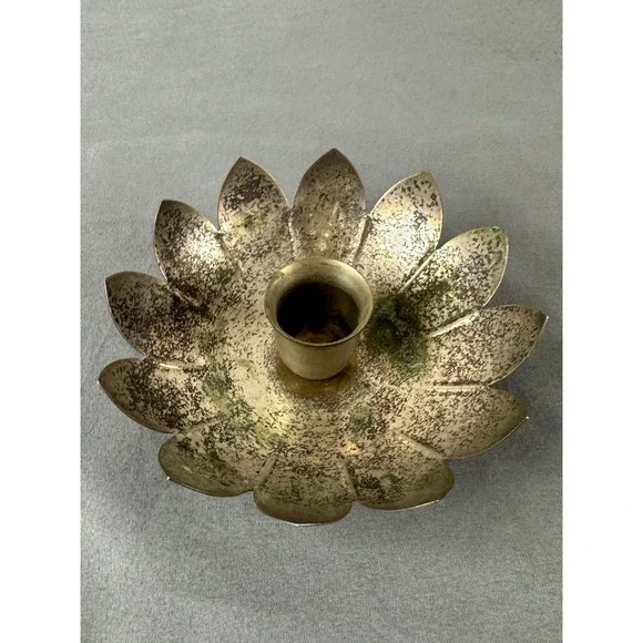 VTG Leonard Silver Company silver-plated lotus flower candle holder
