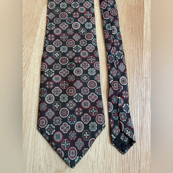 Vintage Oscar de la Renta silk tie black floral geometric