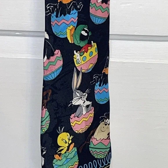 Looney Tunes Mania Tie‎ | 1994 Easter Eggs Filled with Characters on Black Tie