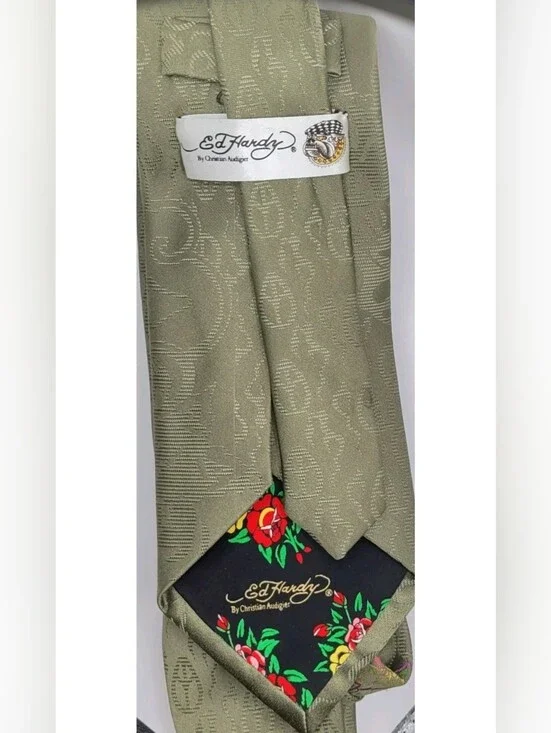 Vtg Ed Hardy Christian Audigier Silk Tie Green Tattoo Art Peace Sign Heart Roses