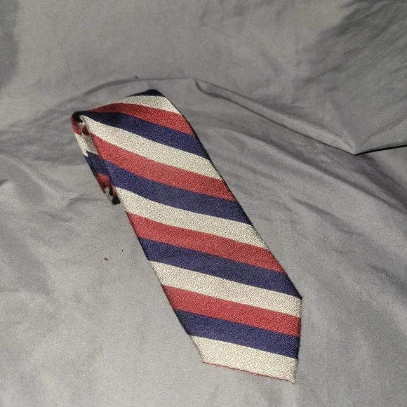 Men's Knottery New York Striped Poly Blend Neck Tie Red, Grey, Blue