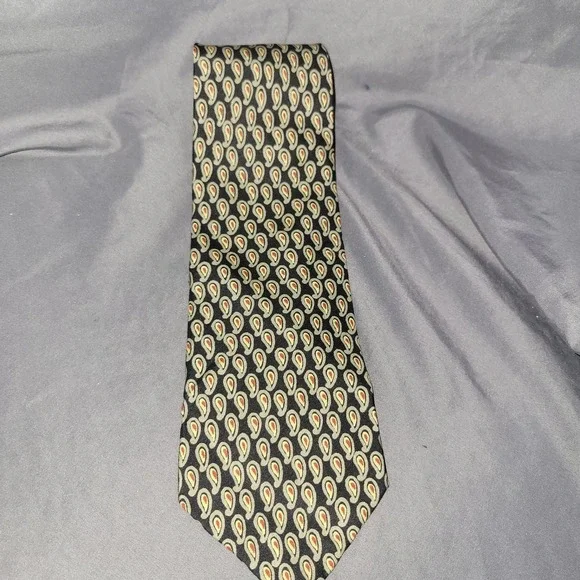 Burberrys London Mens 100% Pure Silk Tie Black Yellow Red