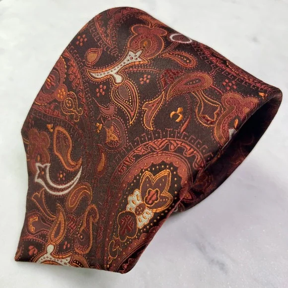Geoffrey Beene Mens 100% Silk Tie Brown Burgundy Paisley Necktie Classic