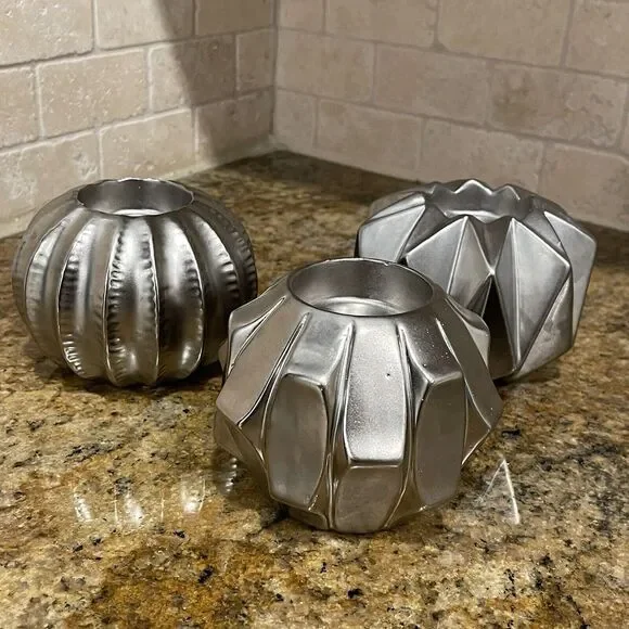 Geometric Modern‎ Tea Light Candle Holders 3.5 Inch Porcelain Silver 3 Item Set