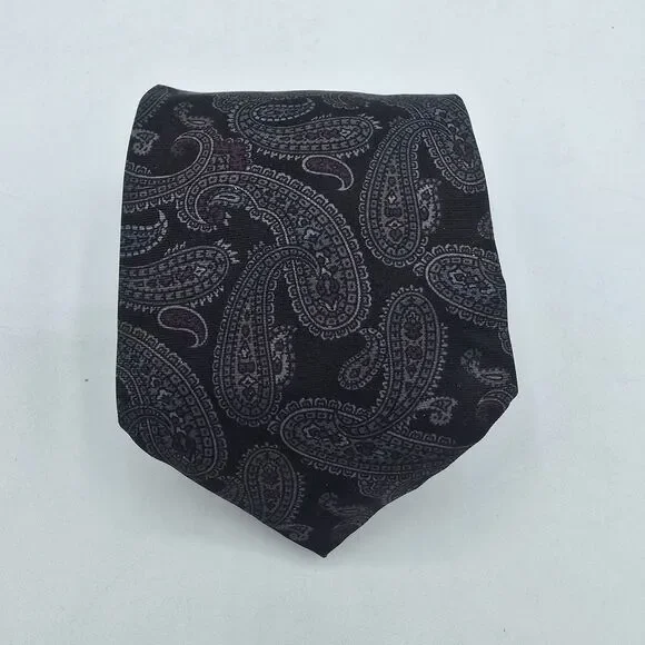 Halston lll Black Gray 100% Polyester Men’s NeckTie Made In Usa 54 X 4 Inch