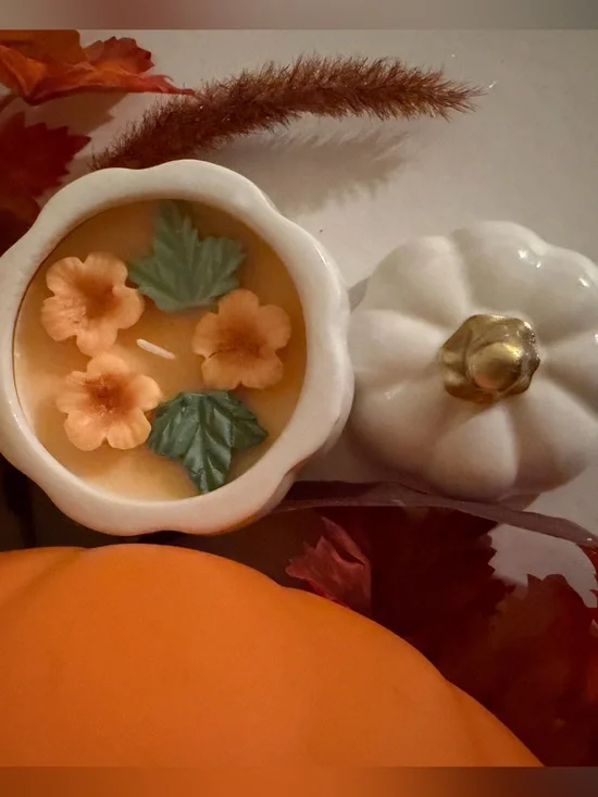 White Ceramic Pumpkin Jar with Soy Candle, Floral Accent, Pumpkin Pie scent