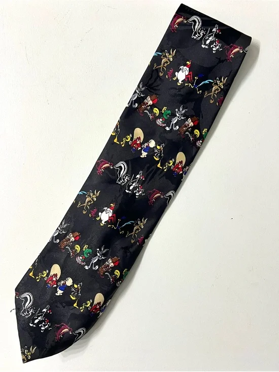 Looney Tunes black all-character tie