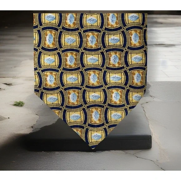 Promotional Pfizer Pharmaceuticals, 100% Silk Tie, Man Pill. Awesome‎