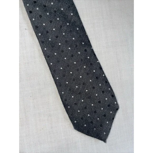 Hugo Boss Men’s Dress Tie Size 57” Black Dotted Wool Blend Business Formal