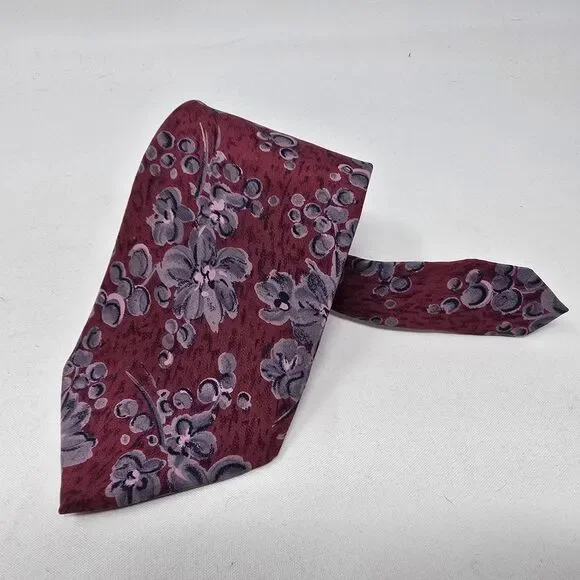 Gitman Bros Vintage Silk‎ Tie Red Floral Print MADE IN USA
