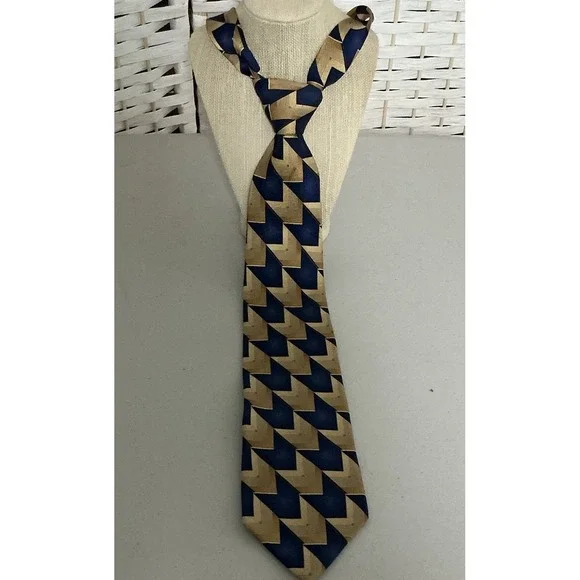 Vintage‎ Arrow Tie, 100% Imported Silk, Geometric Blue Gold, 3.75