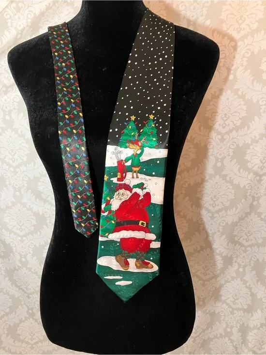 Santa Golfing Holiday Tie NEW