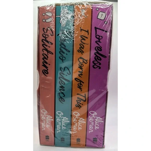 Alice Oseman‎ Four-Book Box Set (Solitaire, Radio Silence, I Was Born, Loveless)