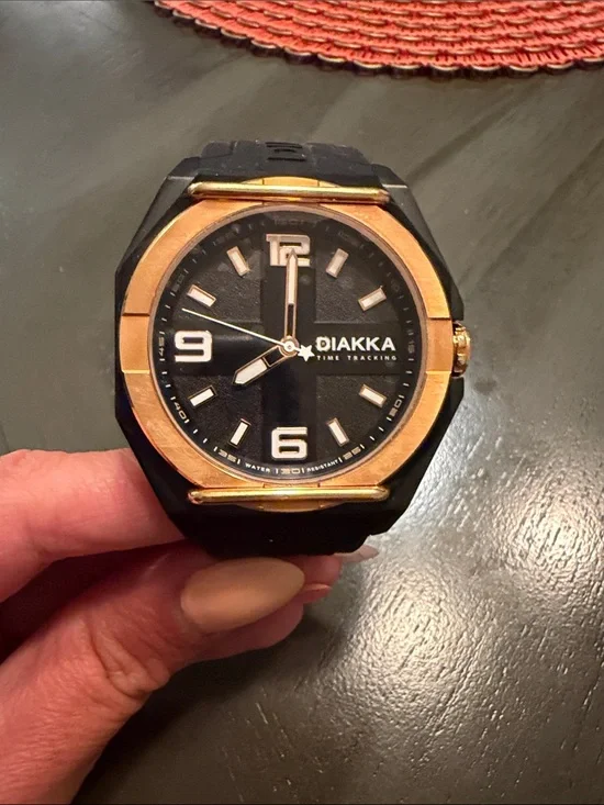 Men’s Black and Gold Sport Watch