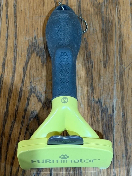 FURminator Medium Dog deShedding Tool w/ FURejector Button