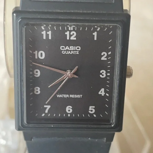 Casio men Quartz water resistant