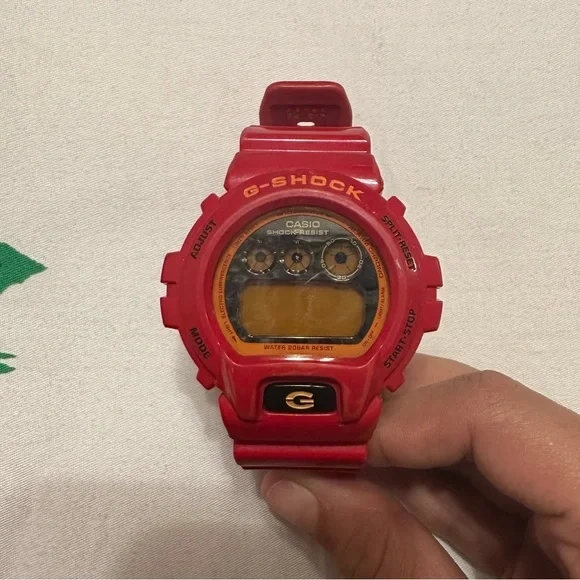 G Shock red and orange DW-6900CB
