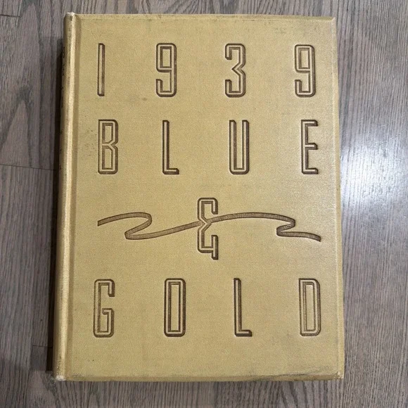 1939 Blue and Gold Berkeley Yearbook University of‎ California Gregory Peck