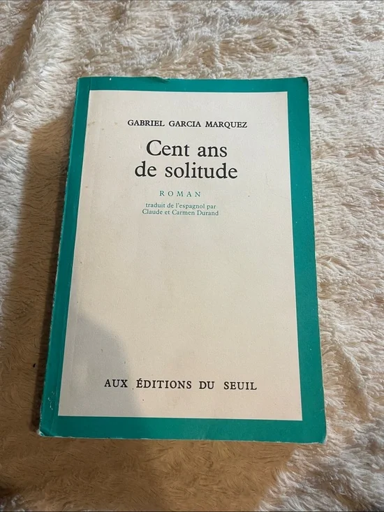 Gabriel Garcia Marquez 'Cent ans de solitude' Paperback -