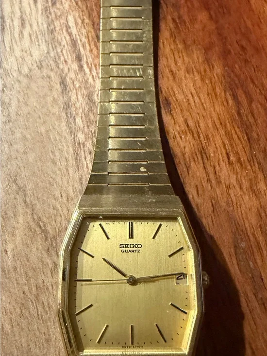Seiko Gold Tone Men’s Dress Watch with Gold Dial and Bracelet