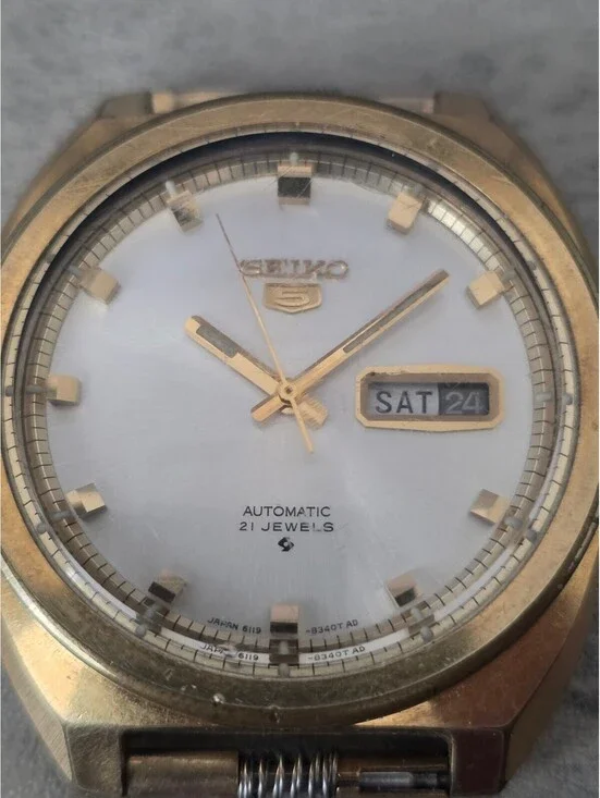 Vintage Seiko 5 Automatic Men's Wristwatch with Day-Date